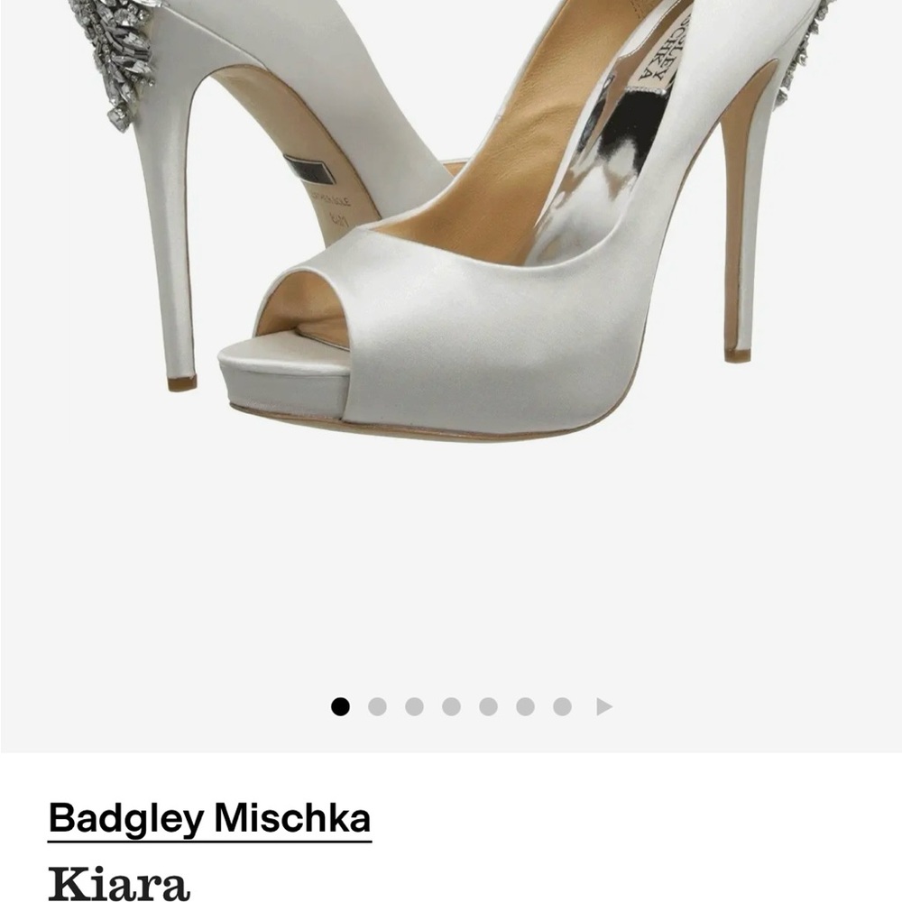 Badgley Mischka Silver Peep-Toe Heels